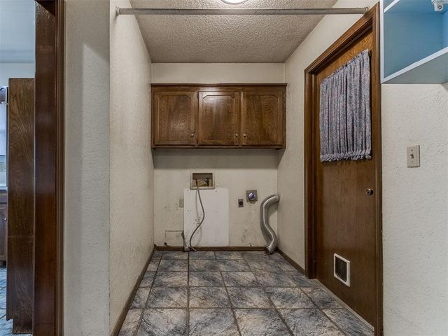 10208 Little Pond Drive, Oklahoma City, OK 73162