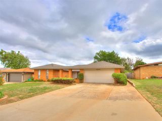10208 Little Pond Drive, Oklahoma City, OK 73162