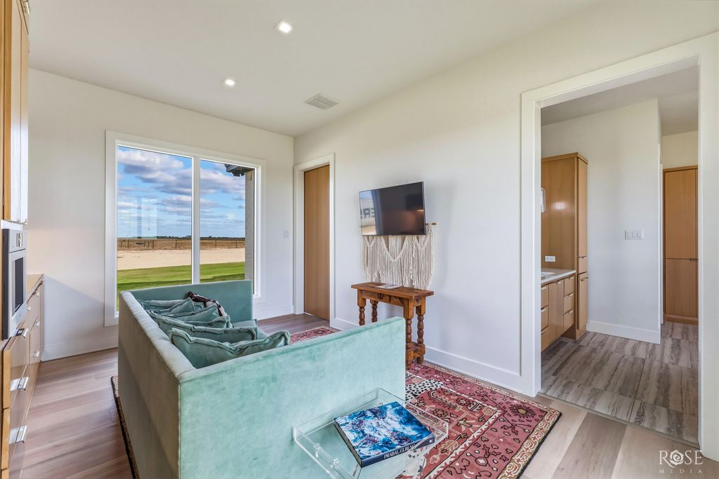 Image 32 of property listing at 8198 S Hawk Avenue, San Angelo, TX 76904