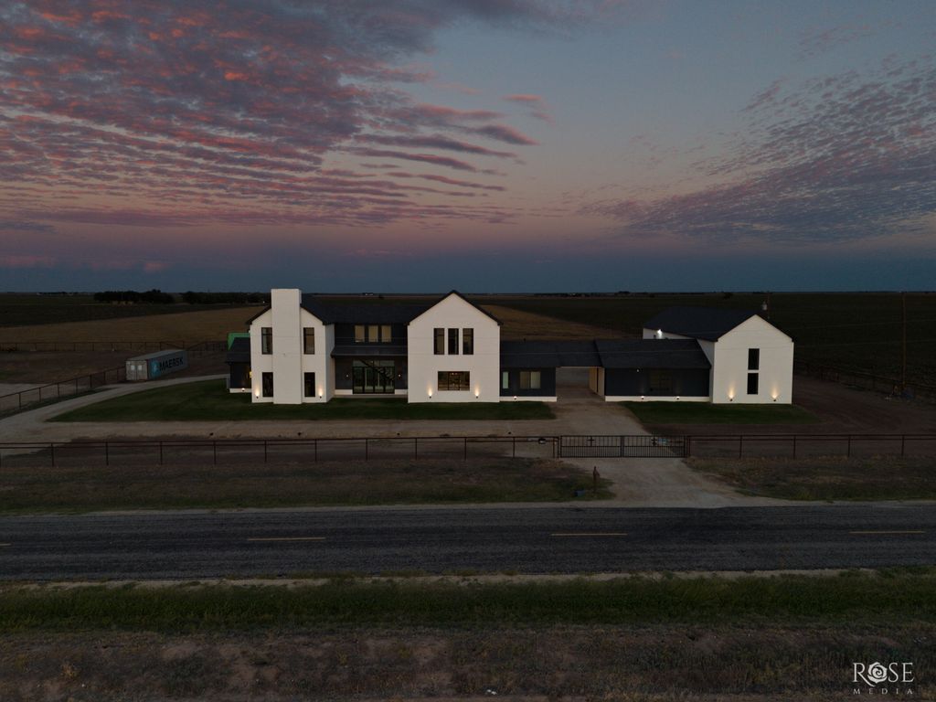 Image 87 of property listing at 8198 S Hawk Avenue, San Angelo, TX 76904