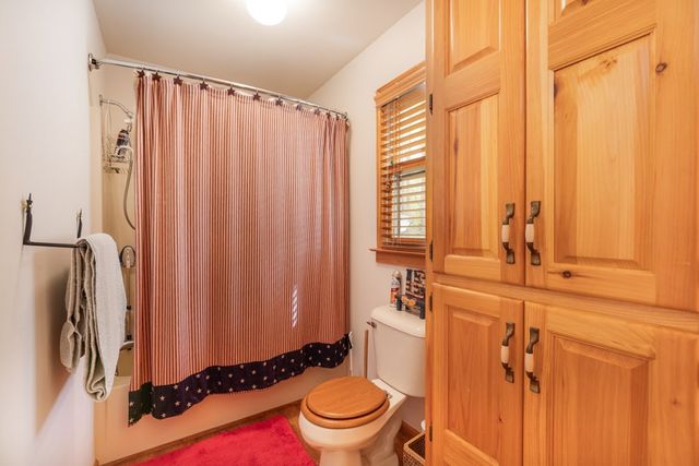 374 Country Lane, Murphy, NC 28906