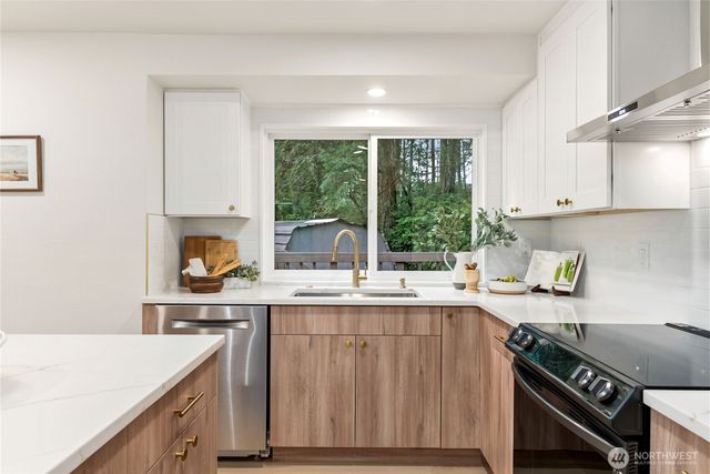 4918 Murphy Drive NW, Gig Harbor, WA 98335