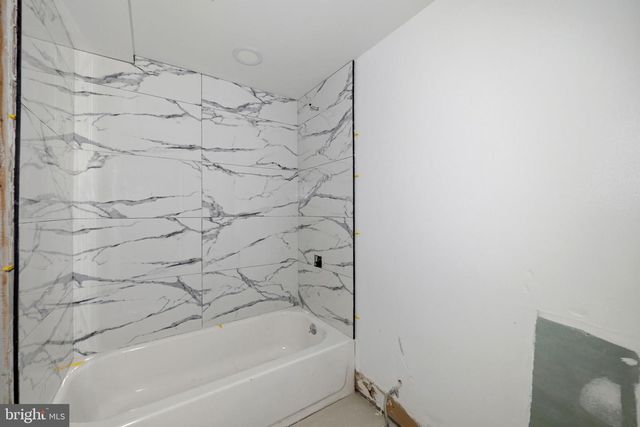 6052 N BEECHWOOD ST, Philadelphia, PA 19138