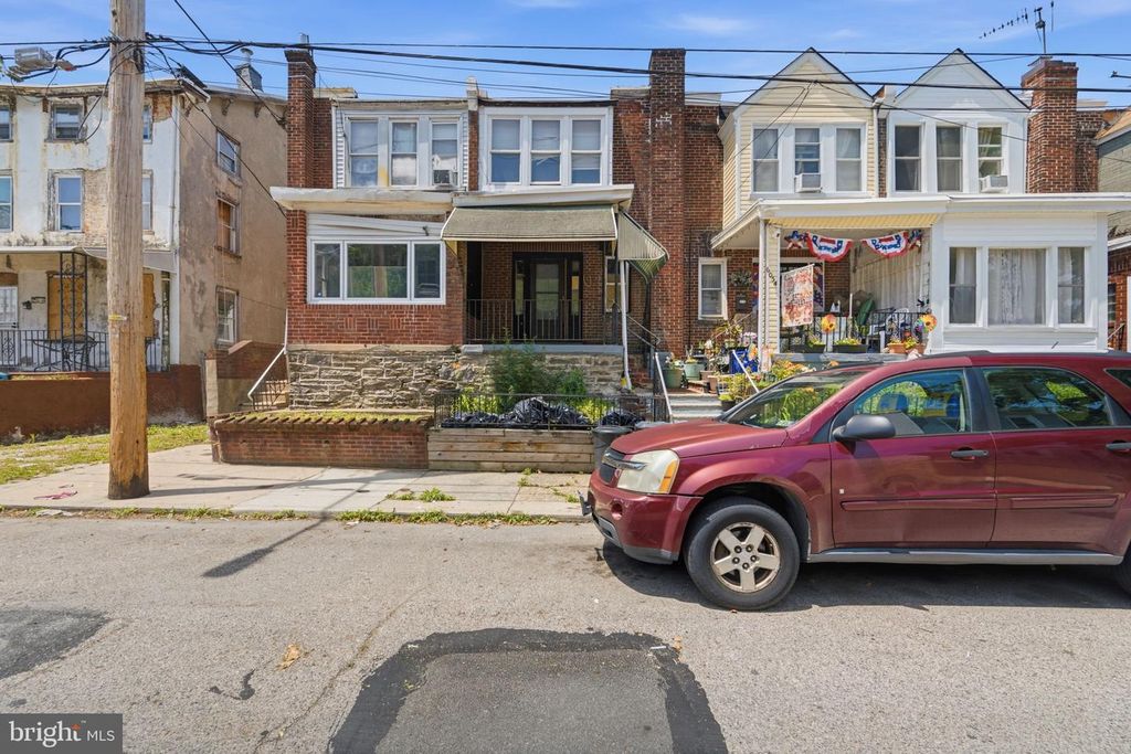 6052 N BEECHWOOD ST, Philadelphia, PA 19138