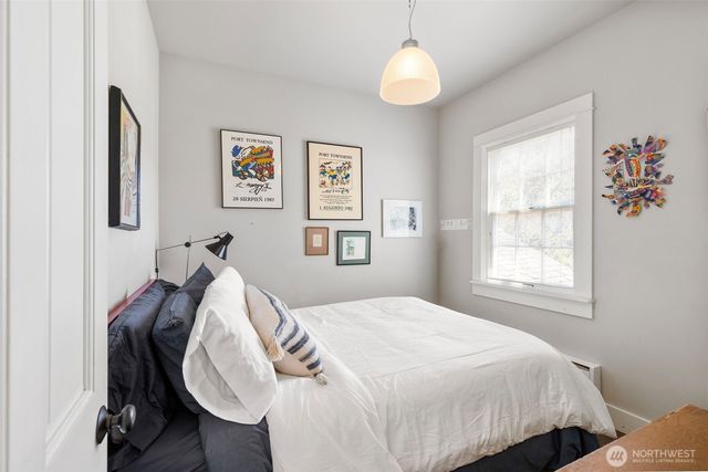 230 Quincy Street, Port Townsend, WA 98368