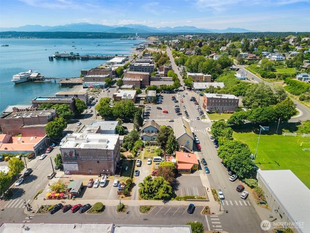 230 Quincy Street, Port Townsend, WA 98368
