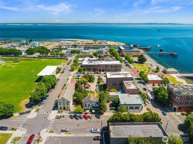 230 Quincy Street, Port Townsend, WA 98368