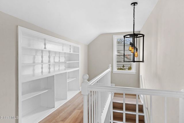 32 Priscilla Lane, Rotterdam, NY 12306