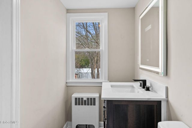 32 Priscilla Lane, Rotterdam, NY 12306