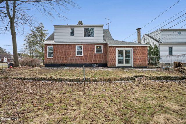 32 Priscilla Lane, Rotterdam, NY 12306