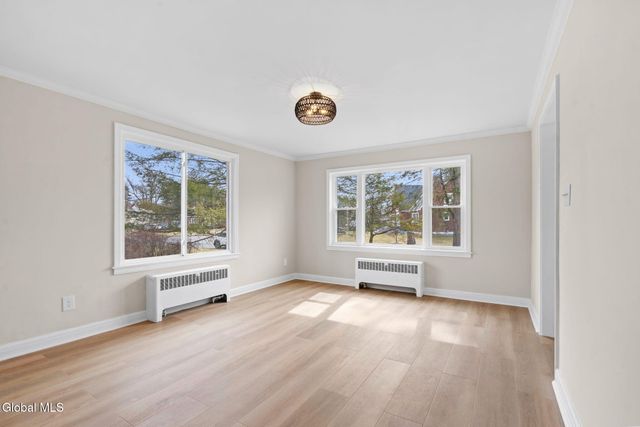 32 Priscilla Lane, Rotterdam, NY 12306