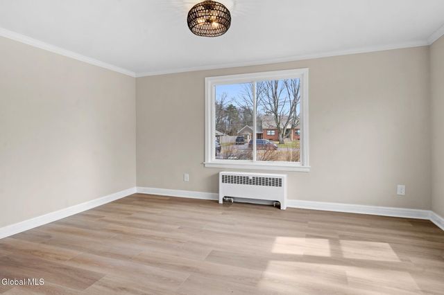 32 Priscilla Lane, Rotterdam, NY 12306