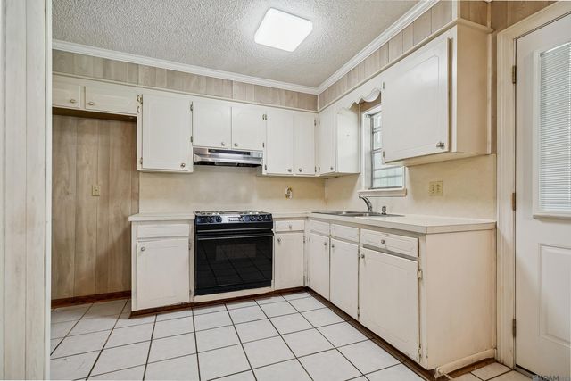 6562 Perimeter Dr, Baton Rouge, LA 70812