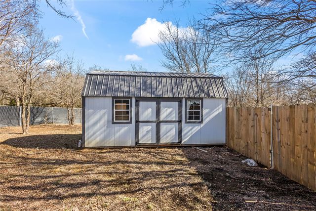 8045 County Road 1200, Grandview, TX 76050