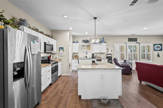 8045 County Road 1200, Grandview, TX 76050