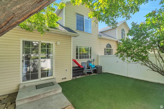 251 S PARKSIDE CT, Provo, UT 84601