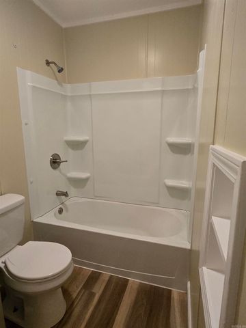 1319 S Houston Ave, Russellville, AR 72801