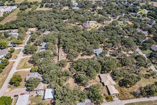 3745 Lucy Trimble Road, Burleson, TX 76028