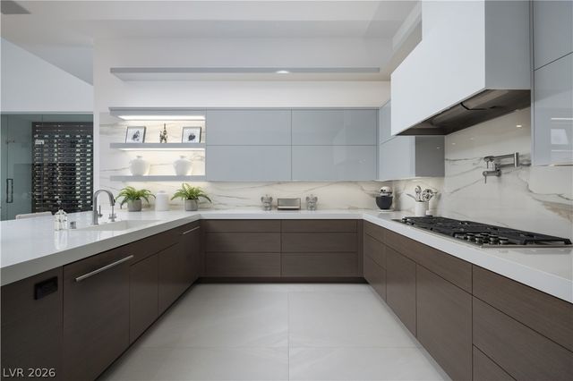 91 Sun Glow Lane, Las Vegas, NV 89135