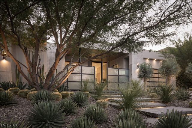 91 Sun Glow Lane, Las Vegas, NV 89135