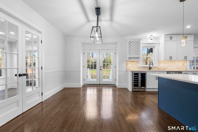 21 Richmond Avenue, New Haven, CT 06515