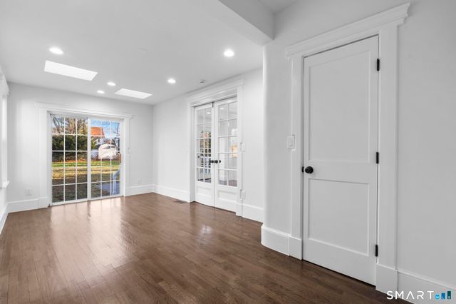 21 Richmond Avenue, New Haven, CT 06515