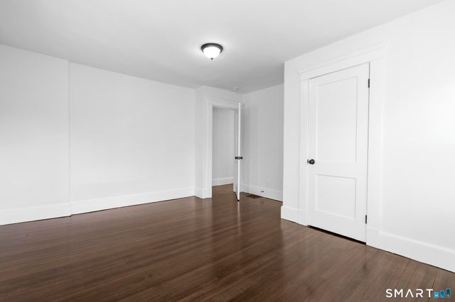 21 Richmond Avenue, New Haven, CT 06515