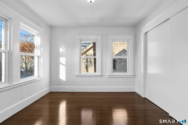 21 Richmond Avenue, New Haven, CT 06515