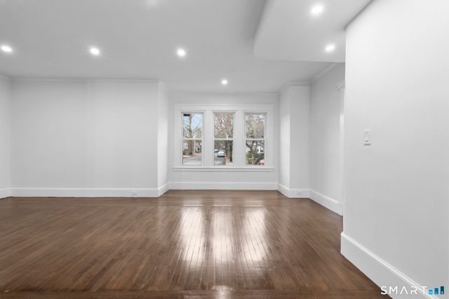 21 Richmond Avenue, New Haven, CT 06515