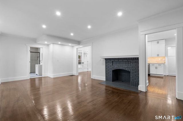 21 Richmond Avenue, New Haven, CT 06515