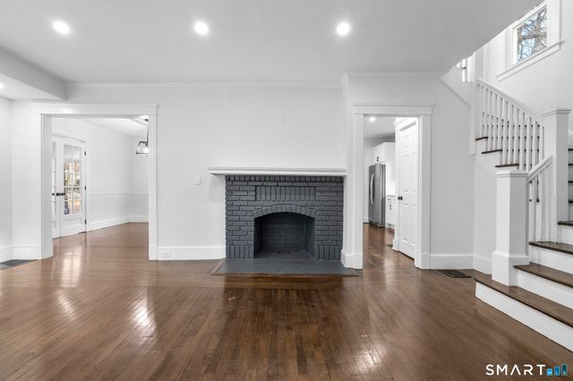 21 Richmond Avenue, New Haven, CT 06515