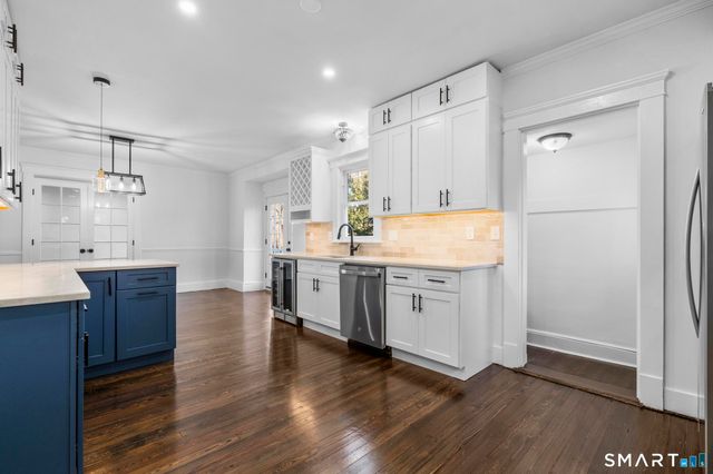 21 Richmond Avenue, New Haven, CT 06515