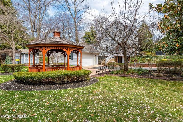 27 Bailey Place, Sayreville Boro, NJ 08872