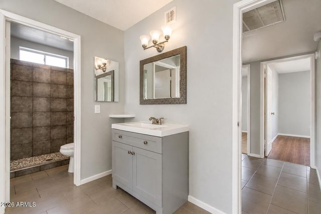 6353 W Mission Lane, Glendale, AZ 85302