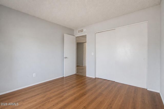 6353 W Mission Lane, Glendale, AZ 85302