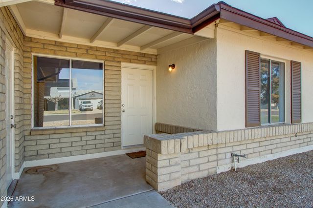 6353 W Mission Lane, Glendale, AZ 85302