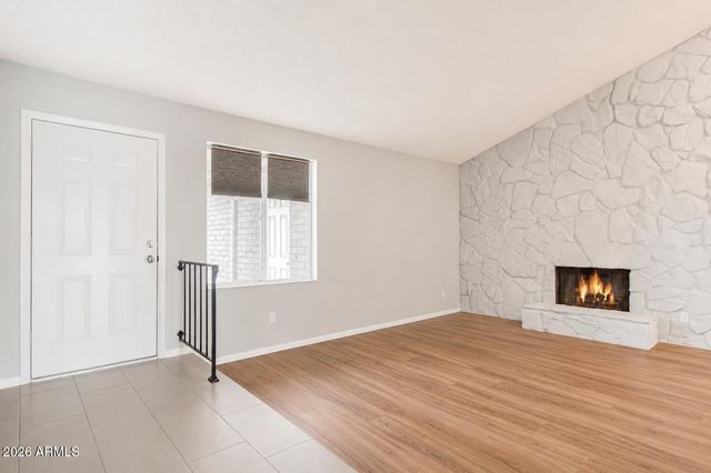 6353 W Mission Lane, Glendale, AZ 85302
