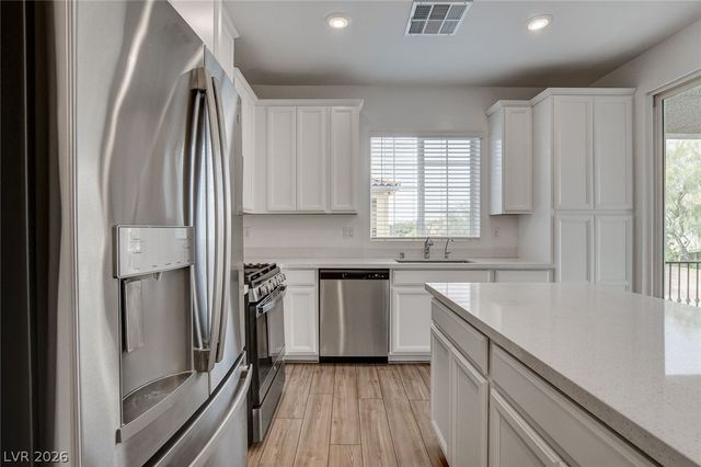 25 Barbara Lane 82, Las Vegas, NV 89183