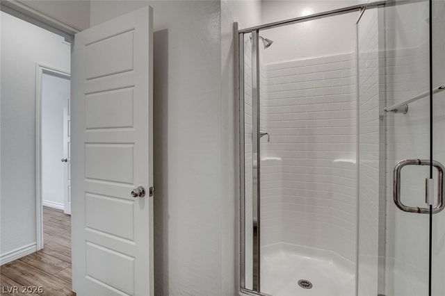 25 Barbara Lane 82, Las Vegas, NV 89183