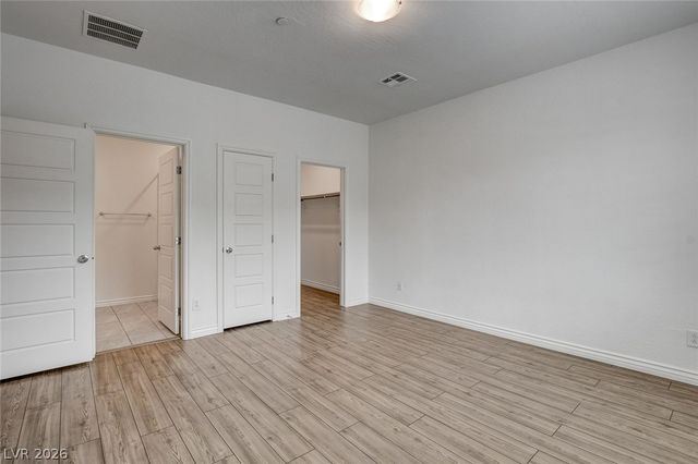 25 Barbara Lane 82, Las Vegas, NV 89183