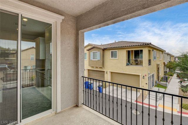 25 Barbara Lane 82, Las Vegas, NV 89183