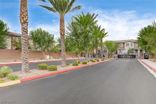 25 Barbara Lane 82, Las Vegas, NV 89183