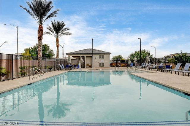 25 Barbara Lane 82, Las Vegas, NV 89183