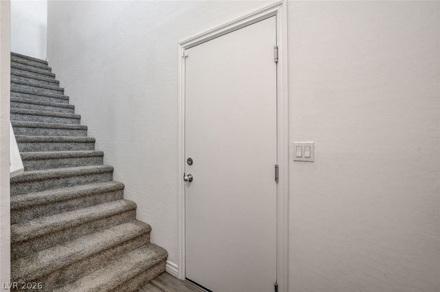 25 Barbara Lane 82, Las Vegas, NV 89183