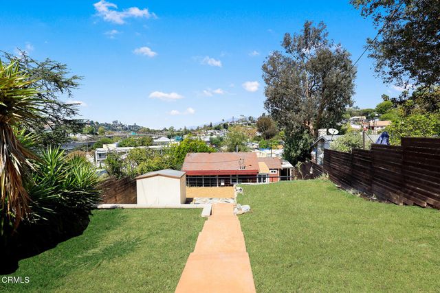 2720 Cunard Street, Los Angeles, CA 90065