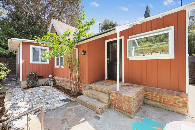 2720 Cunard Street, Los Angeles, CA 90065
