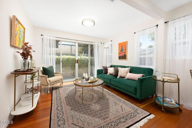 2720 Cunard Street, Los Angeles, CA 90065