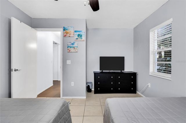 2648 NASSAU STREET, Sarasota, FL 34231