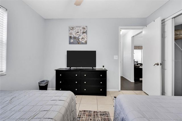 2648 NASSAU STREET, Sarasota, FL 34231