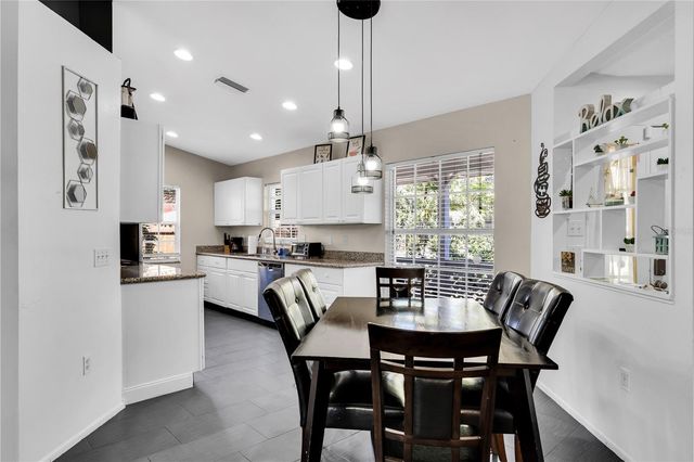 2648 NASSAU STREET, Sarasota, FL 34231